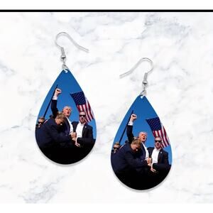 NEW TRUMP Earrings Fist Pump Drop Trumplican Hair Election Vote America